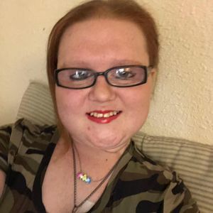 Meet your Posher, Elisa